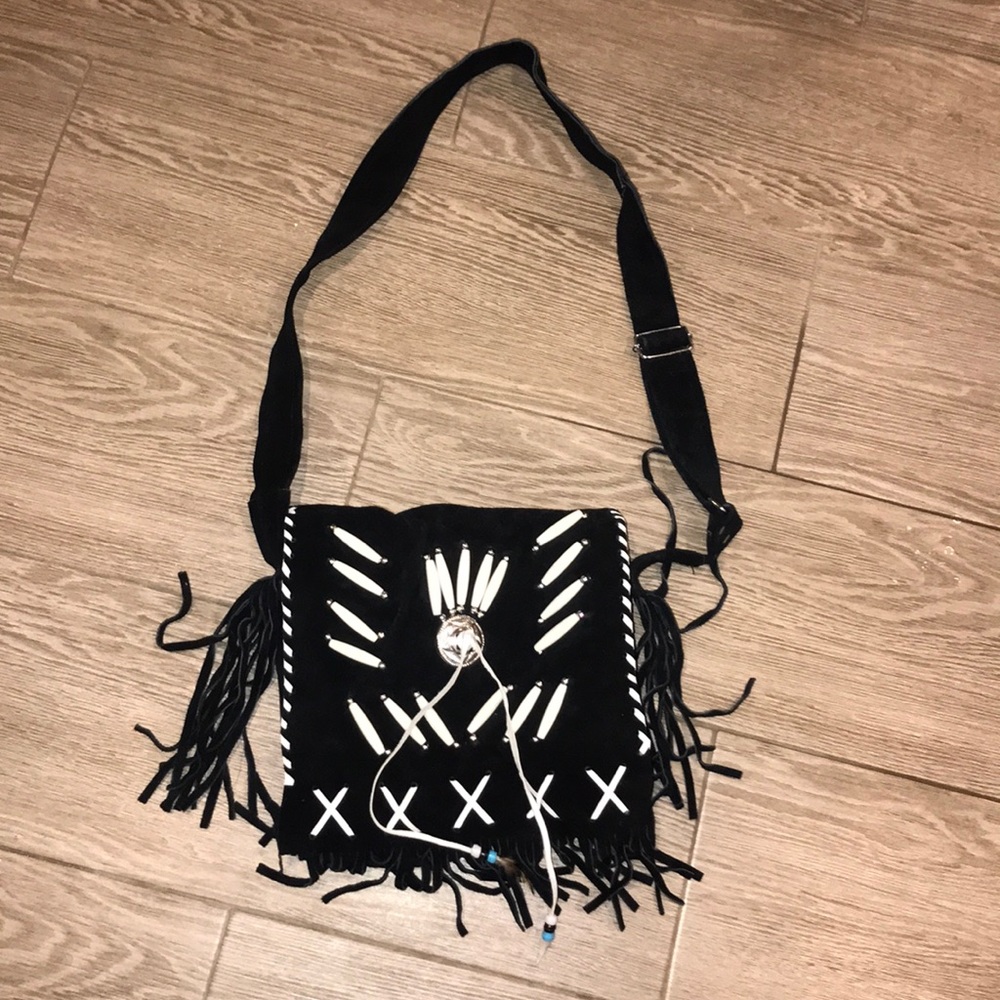 HANDMADE NATIVE AMERICAN SHOULDER BAG